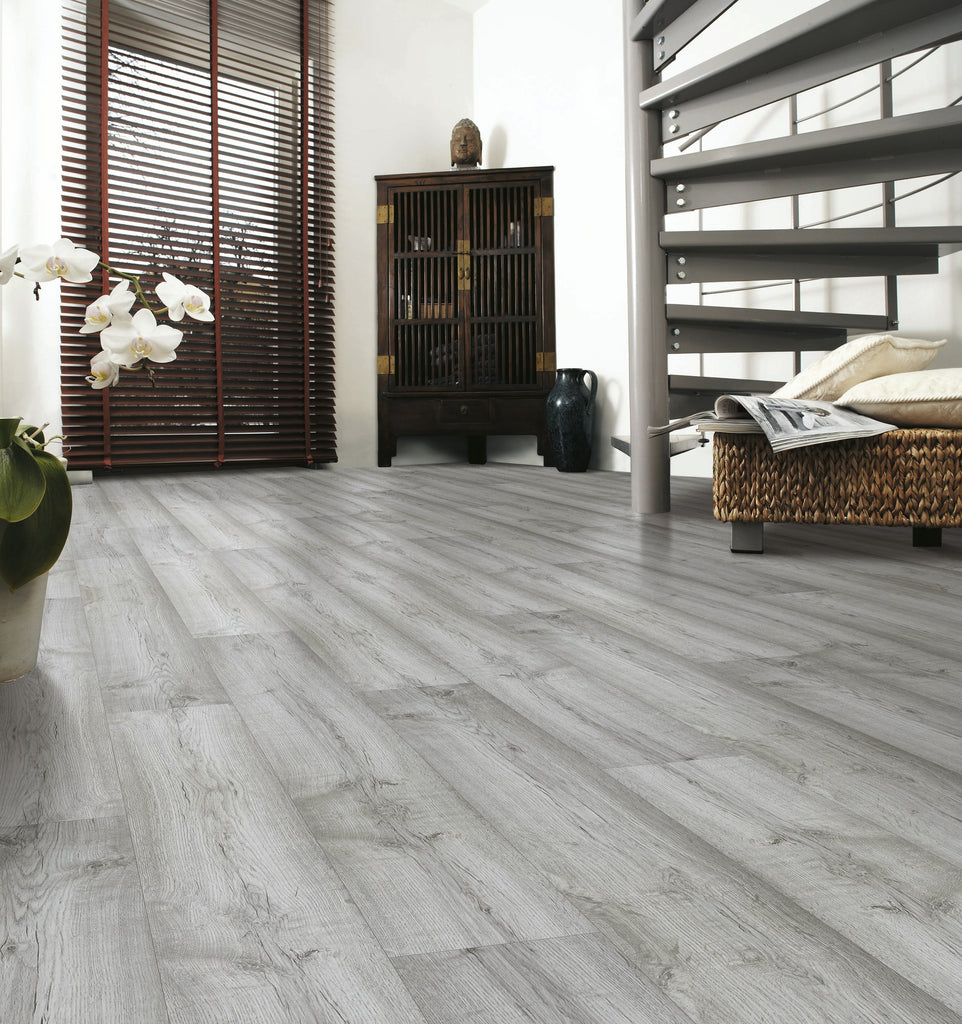 Dartmoor Oak Flooring 12MM