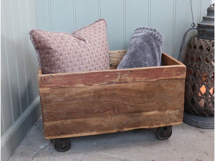 Grimaud old Box on wheels unique